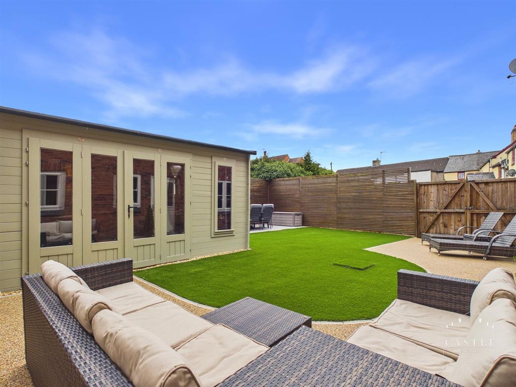 Additional image 4 of 4 bed detached house for saleCoventry Road, Sharnford, Hinckley LE10