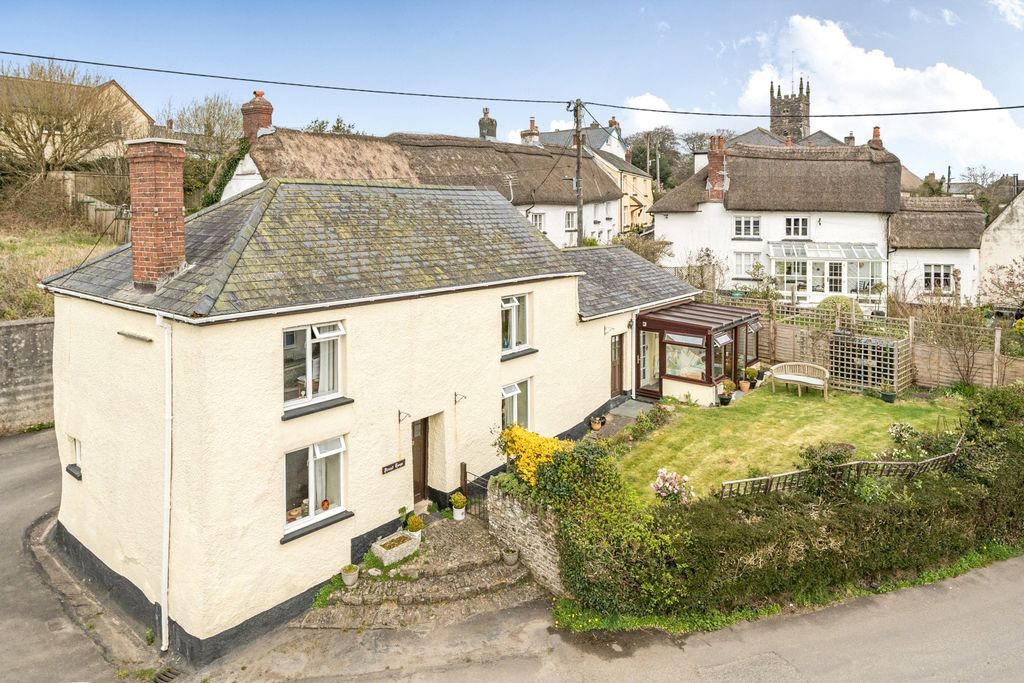 3 bed detached house for saleExeter Road, Winkleigh, Devon EX19