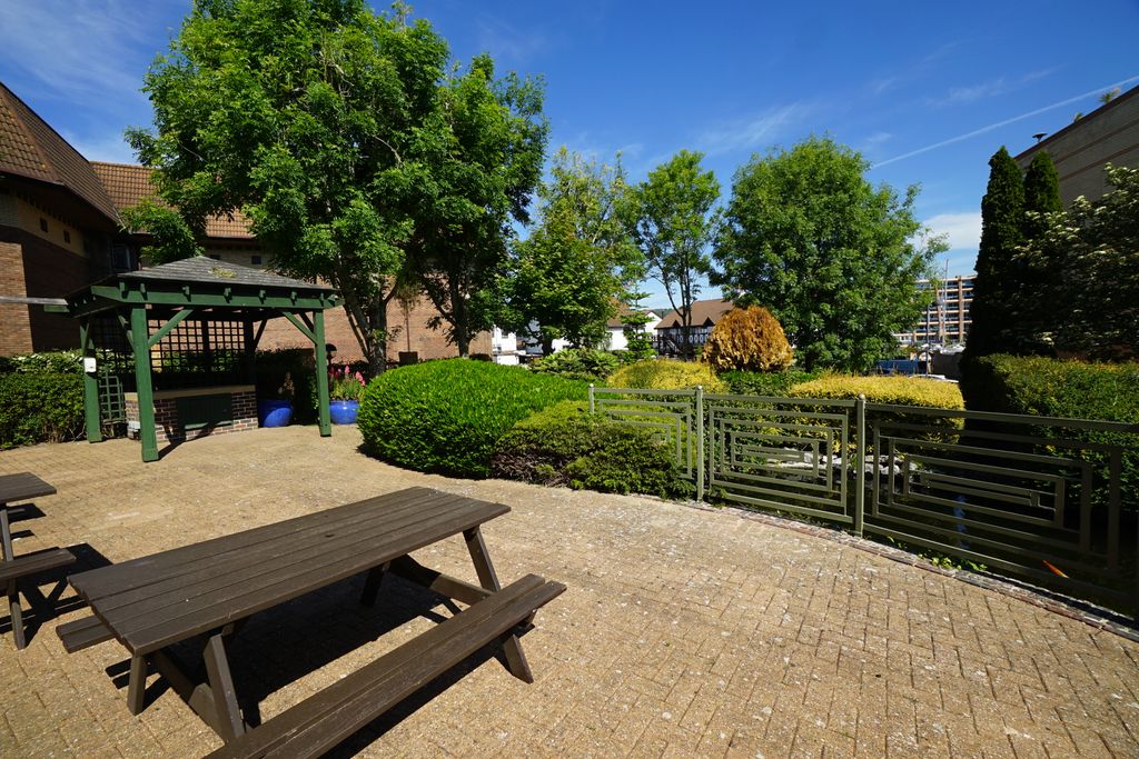 Additional image 25 of 2 bed flat for salePort Way, Port Solent, Portsmouth PO6