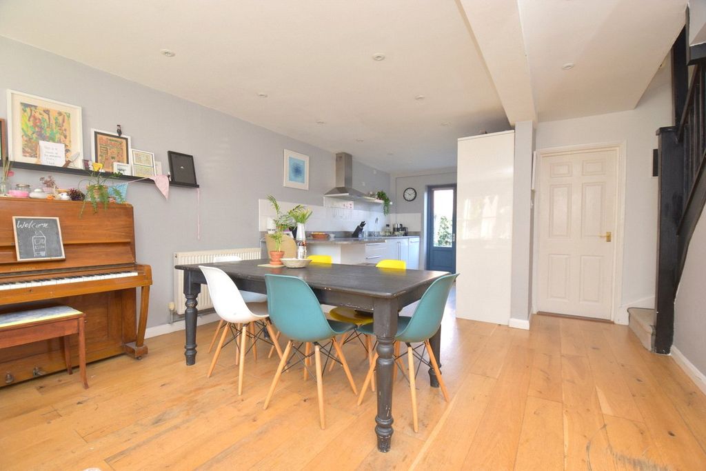 Additional image 12 of 4 bed terraced house for saleSutton Close, Woodbridge, Suffolk IP12