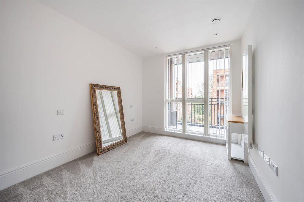 Additional image 14 of 2 bed flat for saleFellowes Rise, Winchester SO22