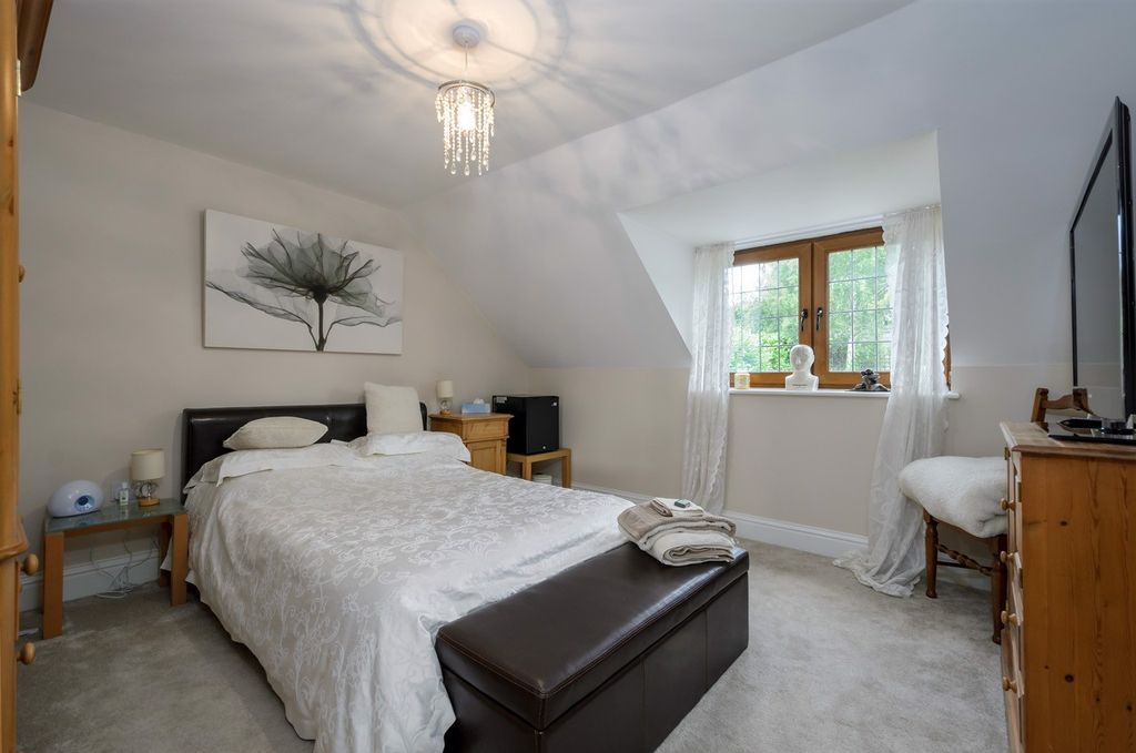 Additional image 16 of 6 bed detached house for saleWayside, Dawsons Lane, Barwell, Leicester LE9