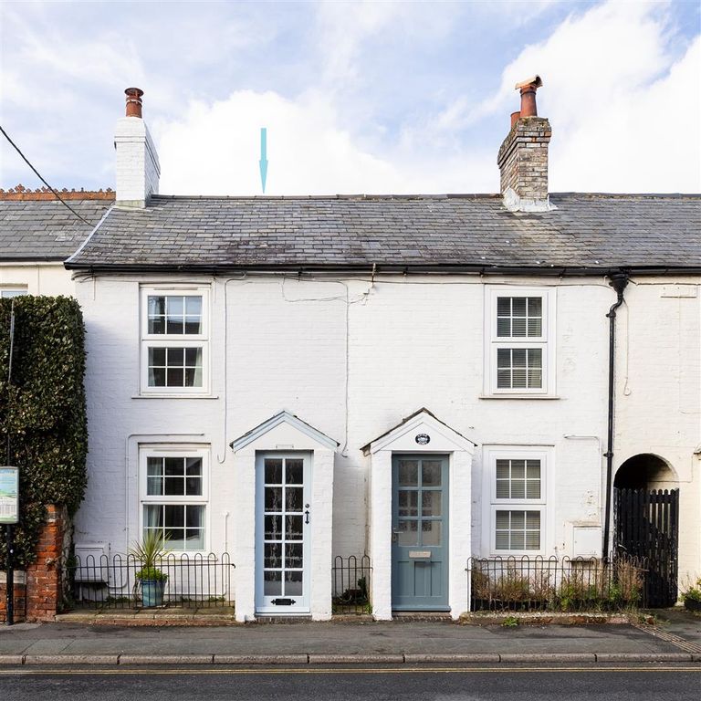 2 bed end terrace house for saleYarmouth, Isle Of Wight PO41