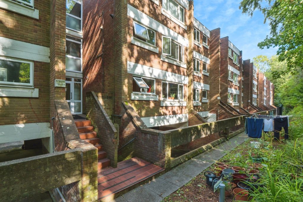 Additional image 11 of 2 bed flat for saleSilverdale Road, Southampton SO15