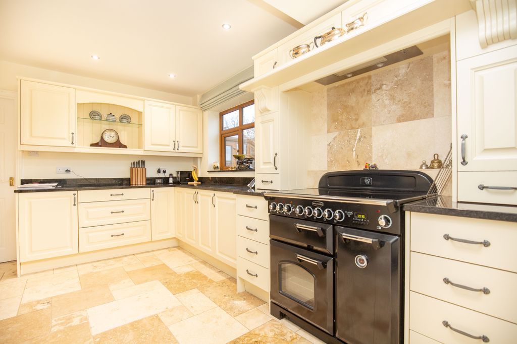 Additional image 11 of 5 bed detached house for saleOrton Lane, Twycross CV9
