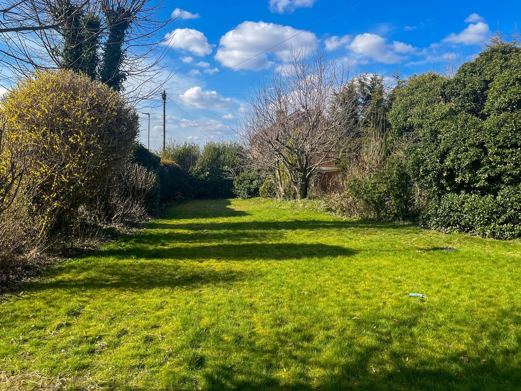 Additional image 37 of 4 bed semi-detached house for saleHidcote Road, Oadby LE2