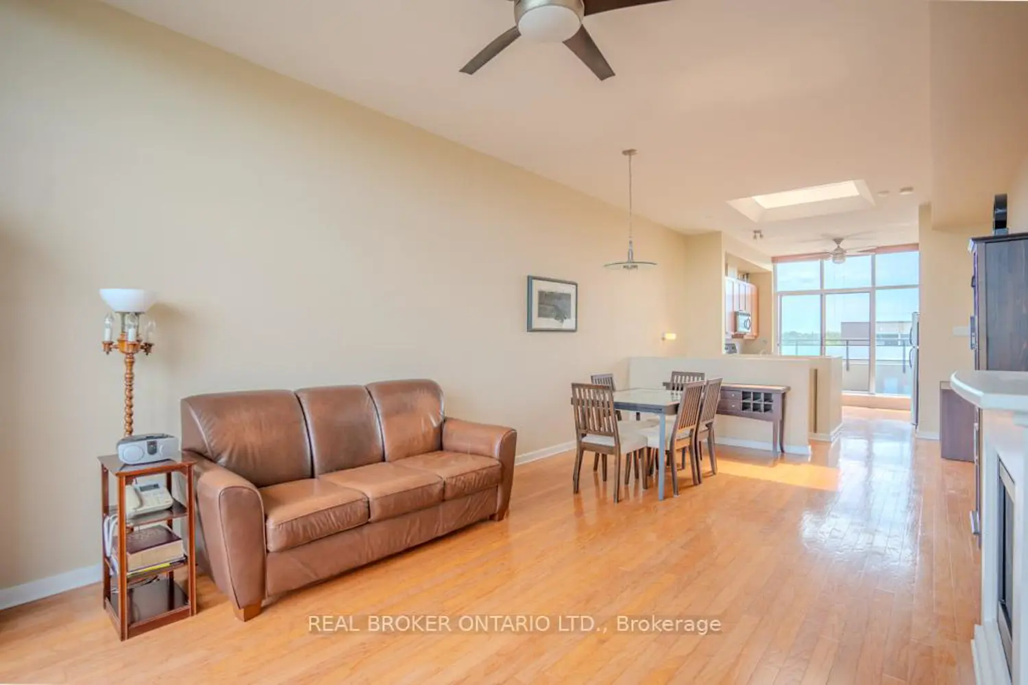 Additional image 13 of 150 Caroline Avenue 604