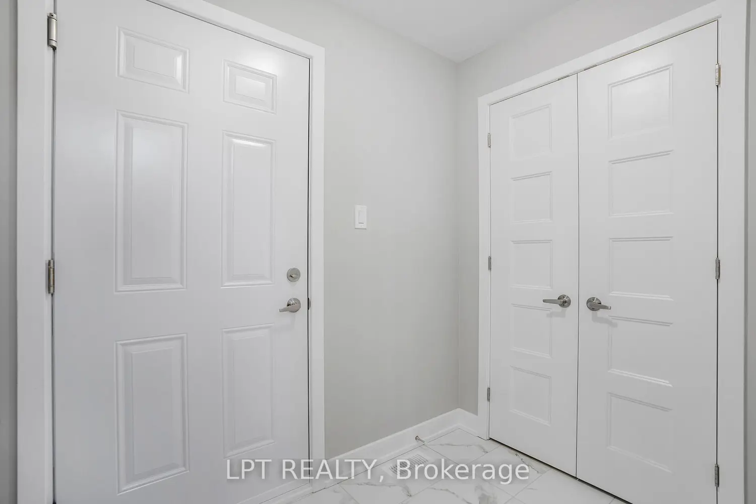Additional image 9 of 63 Chateauguay Street
