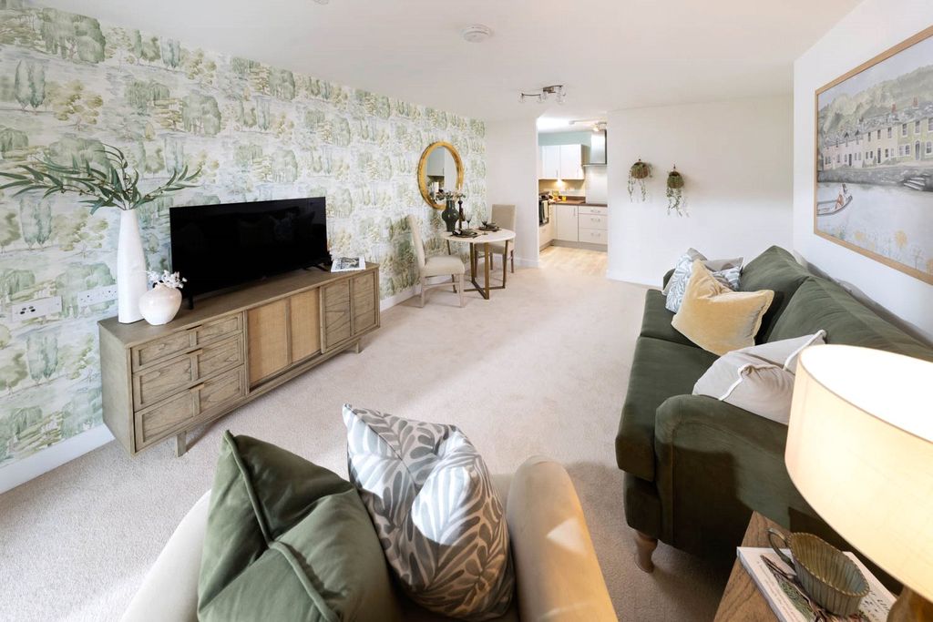 Additional image 2 of 2 bed flat for saleBanister Road, Southampton, Hampshire SO15