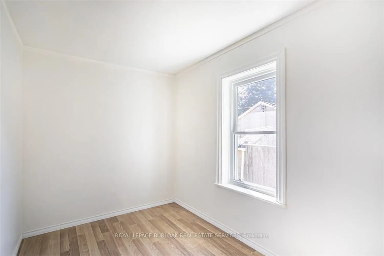 Additional image 13 of 2712 Upper James Street