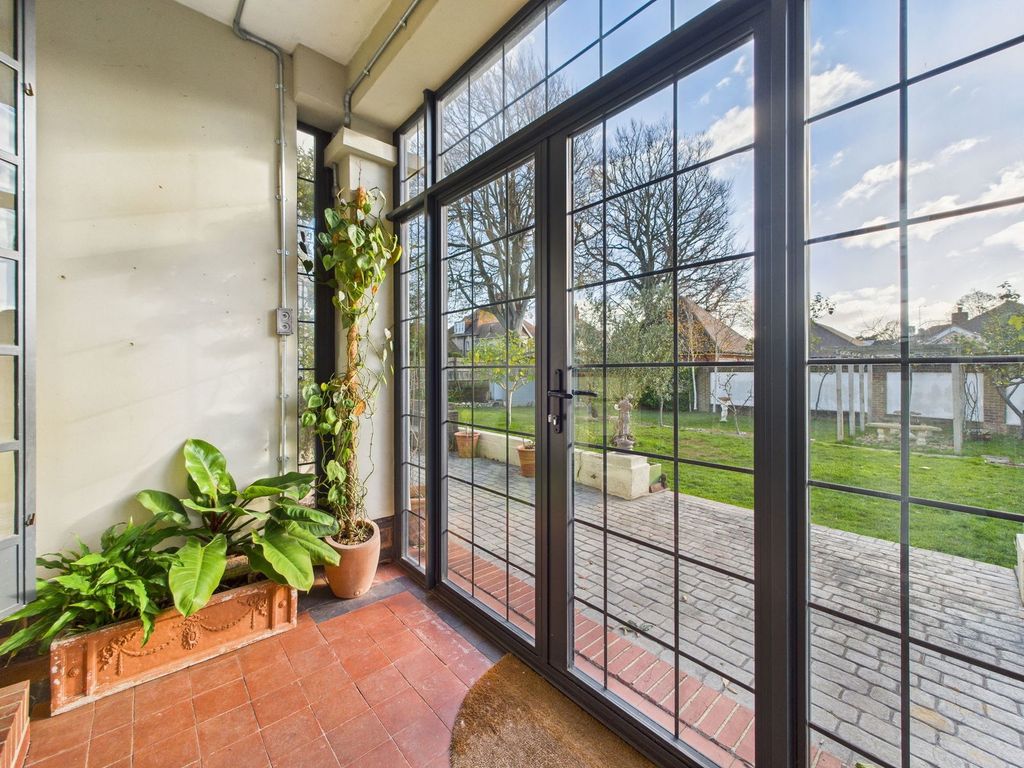 Additional image 10 of 4 bed detached house for saleLeyeshurst, Lamorna Grove, Worthing BN14