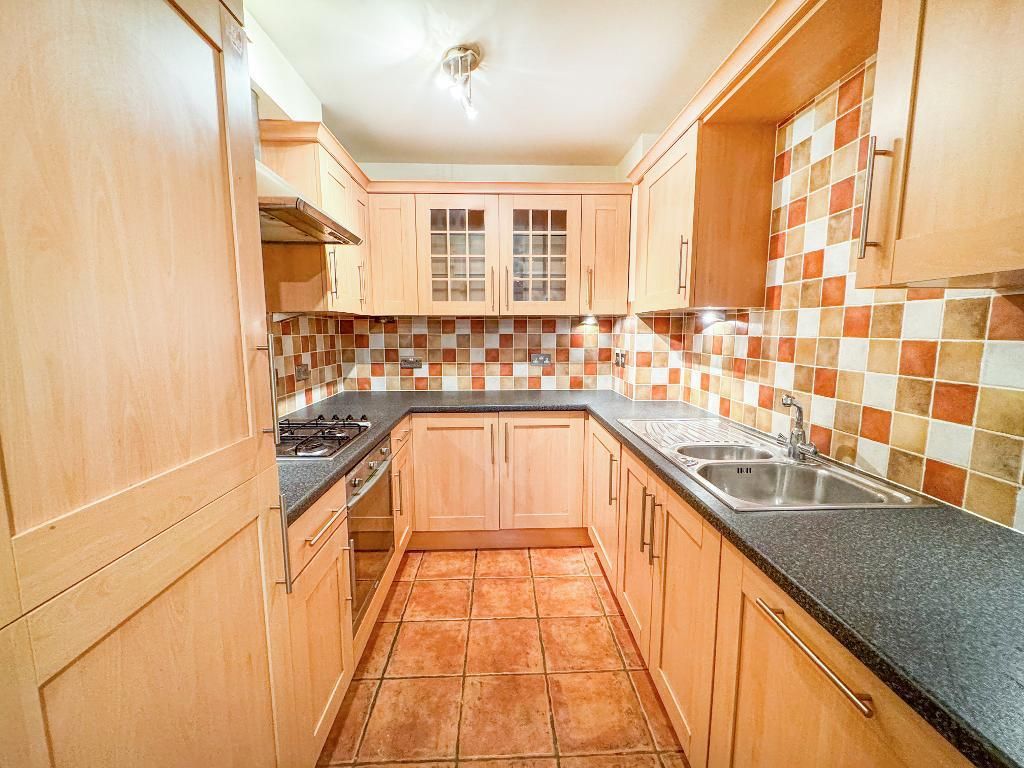 Additional image 3 of 2 bed flat for saleWell Lane, Rothwell NN14