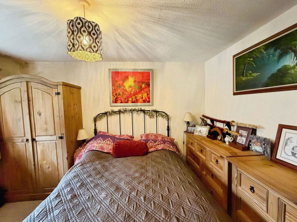 Additional image 5 of 3 bed semi-detached house for saleDunvegan Drive, Southampton SO16