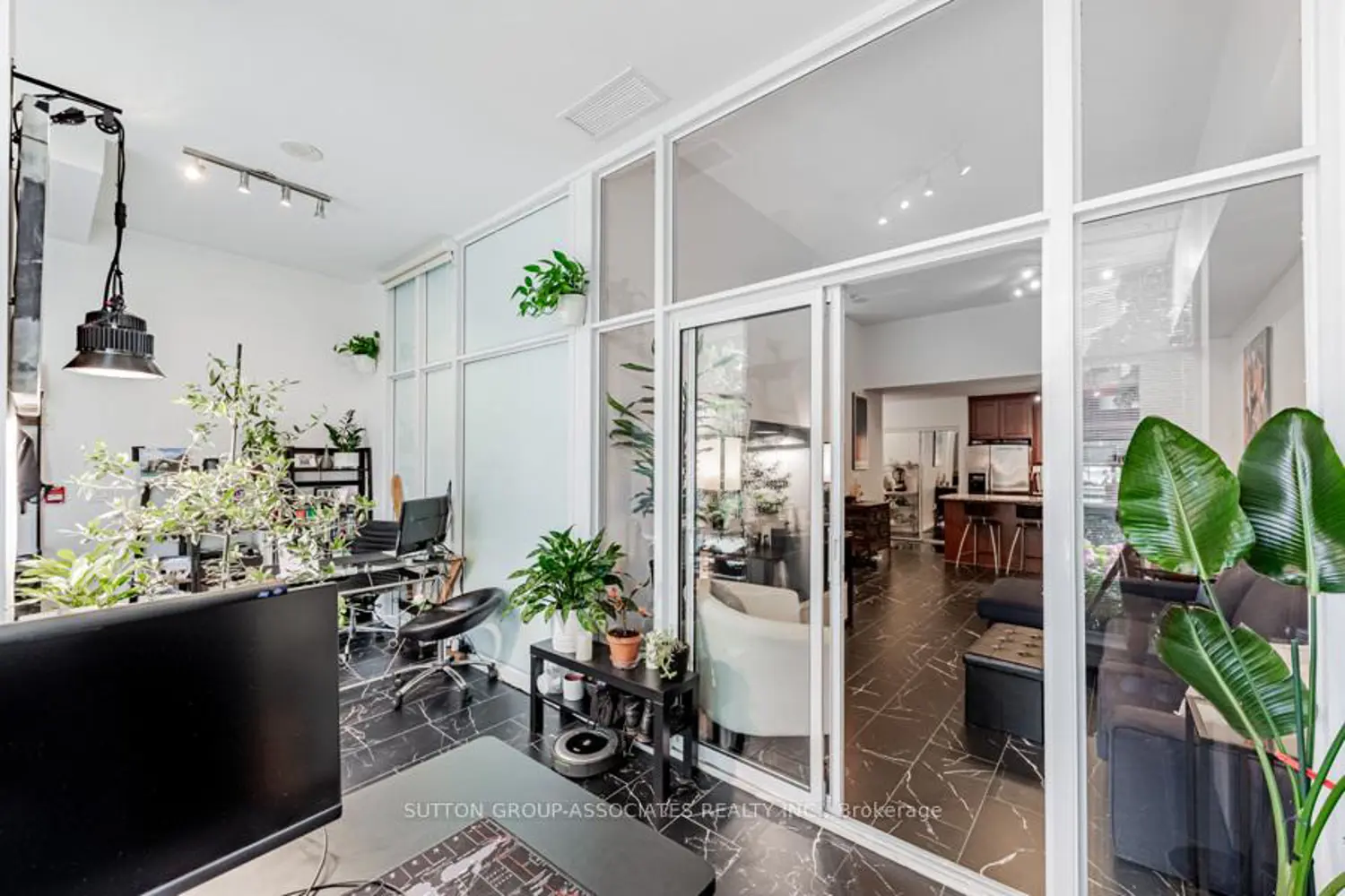 628 Fleet Street 110 photo 4