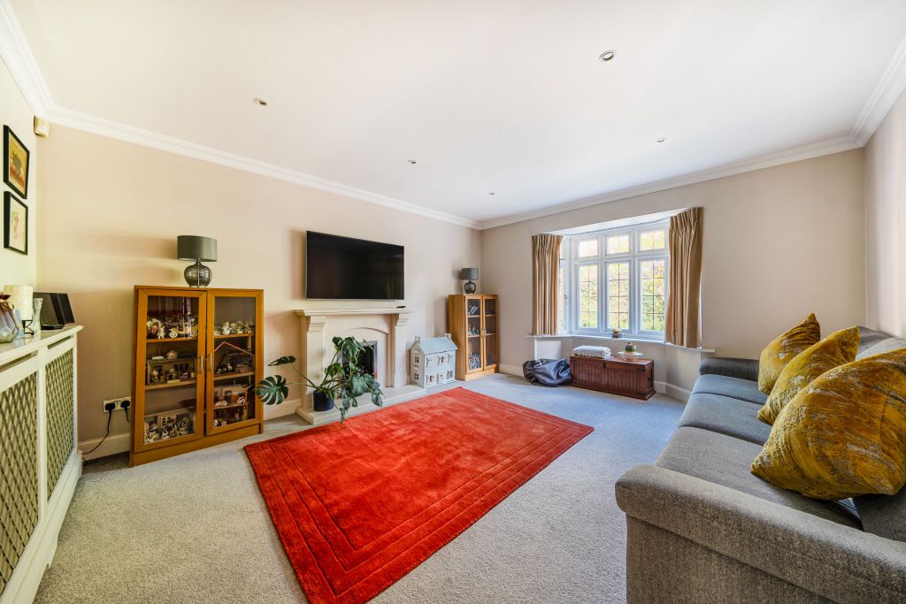 Additional image 8 of 5 bed detached house for saleHale End, Hook Heath, Woking GU22