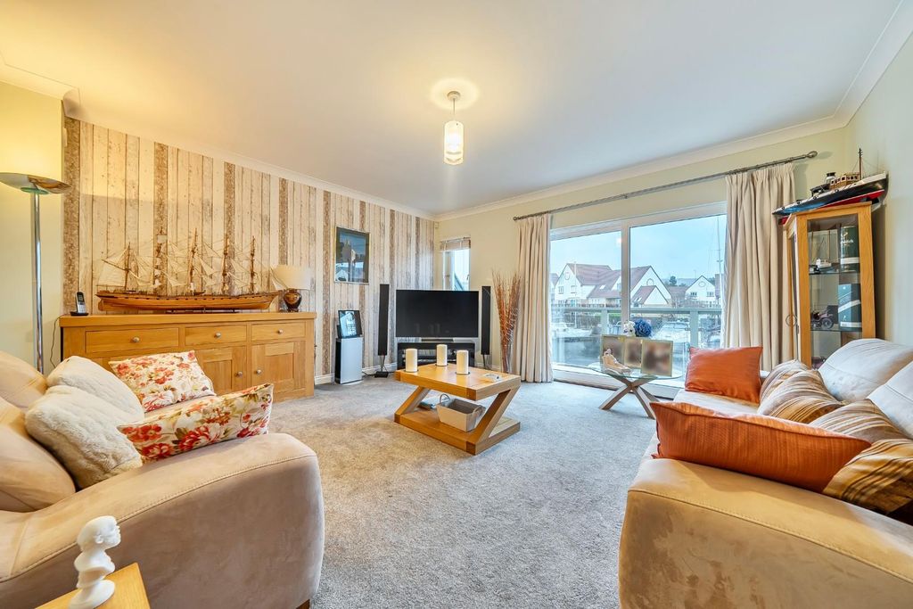 Additional image 6 of 3 bed property for saleBryher Island, Port Solent PO6