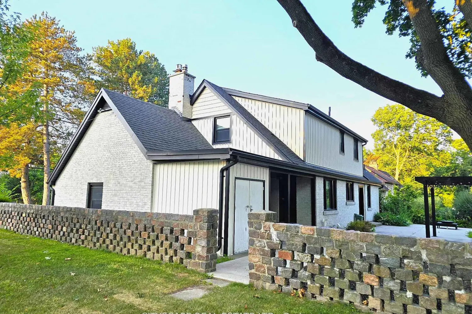 Additional image 19 of 891 Riverside Drive
