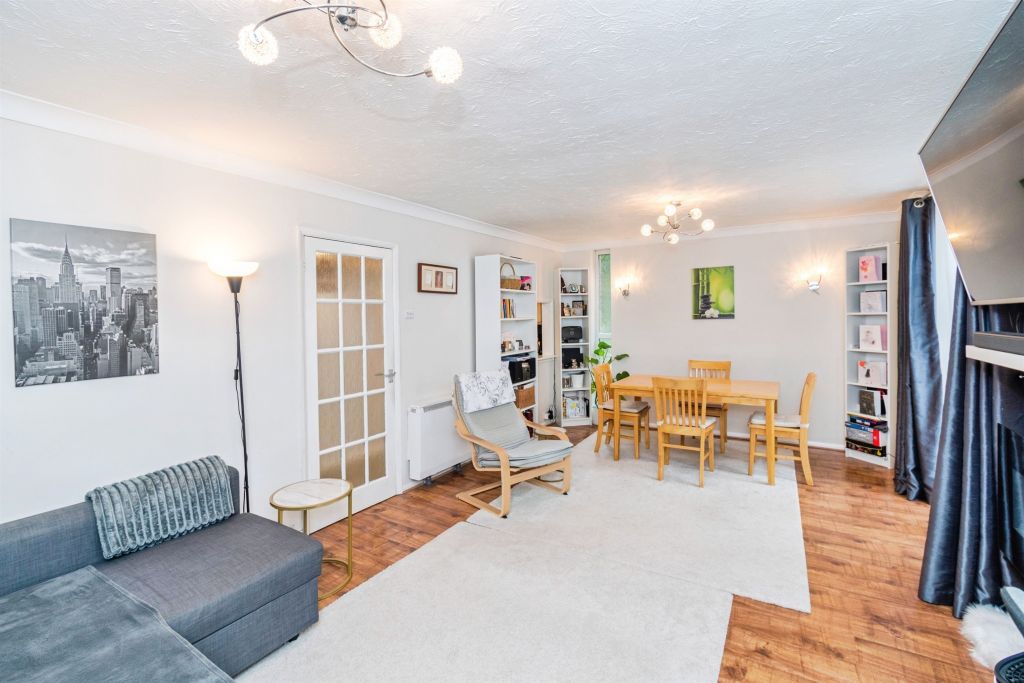 Additional image 13 of 2 bed flat for saleNorthlands Road, Southampton SO15