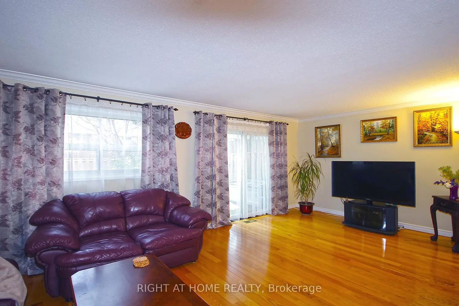 Additional image 6 of 1055 Shawnmarr Road 53