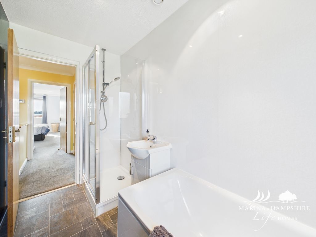 Additional image 23 of 3 bed town house for saleCarne Place, Port Solent PO6