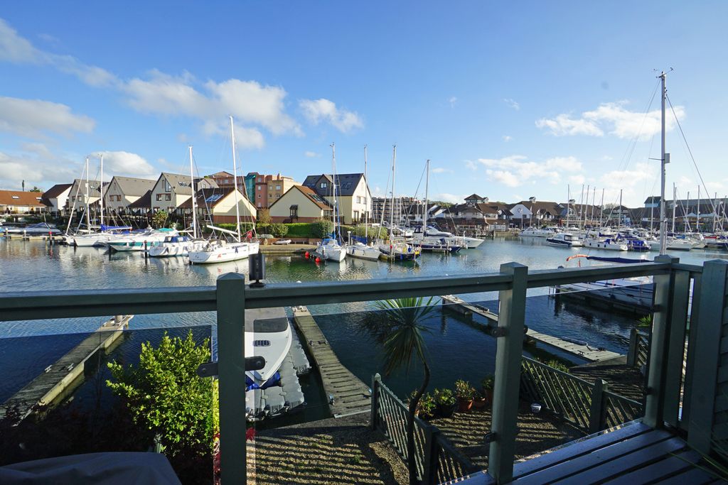 Additional image 7 of 3 bed town house for saleBryher Island, Port Solent PO6