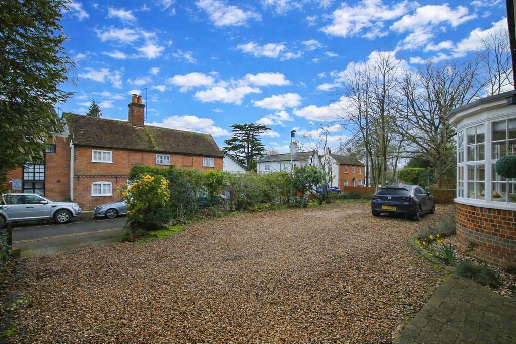 Additional image 2 of 5 bed detached house for saleMilton Road, Wokingham RG40