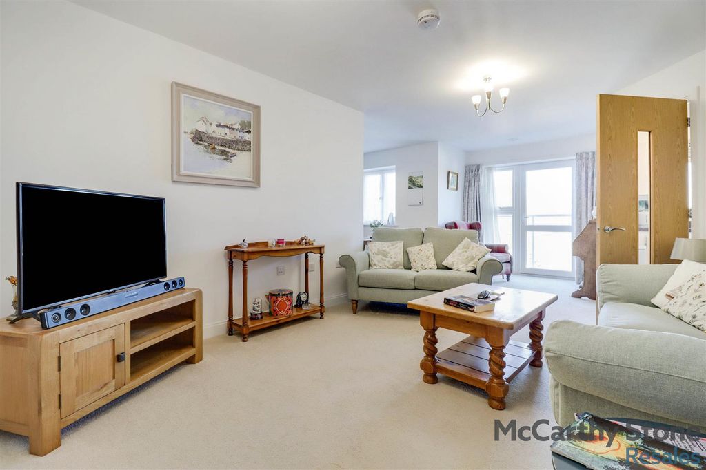 Additional image 2 of 1 bed flat for saleFarnham House, Loughborough Road, Quorn LE12