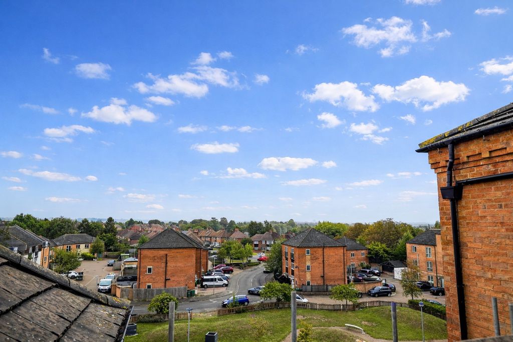 Additional image 8 of 2 bed flat for saleCheckland Road, Thurmaston, Leicestershire LE4