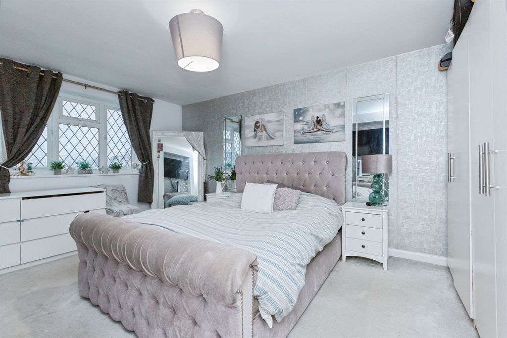 Additional image 10 of 4 bed detached house for saleBurnham Drive, Whetstone, Leicester LE8
