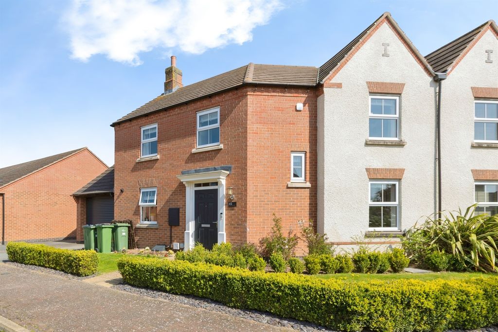 Additional image 2 of 3 bed semi-detached house for saleCooper Crescent, Whetstone, Leicester LE8