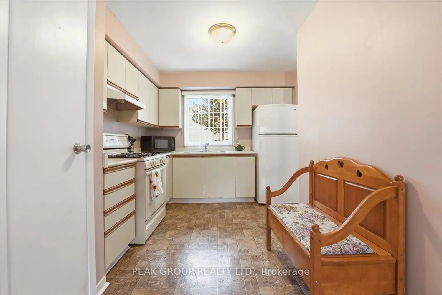 Additional image 6 of 8136 Coventry Road 20