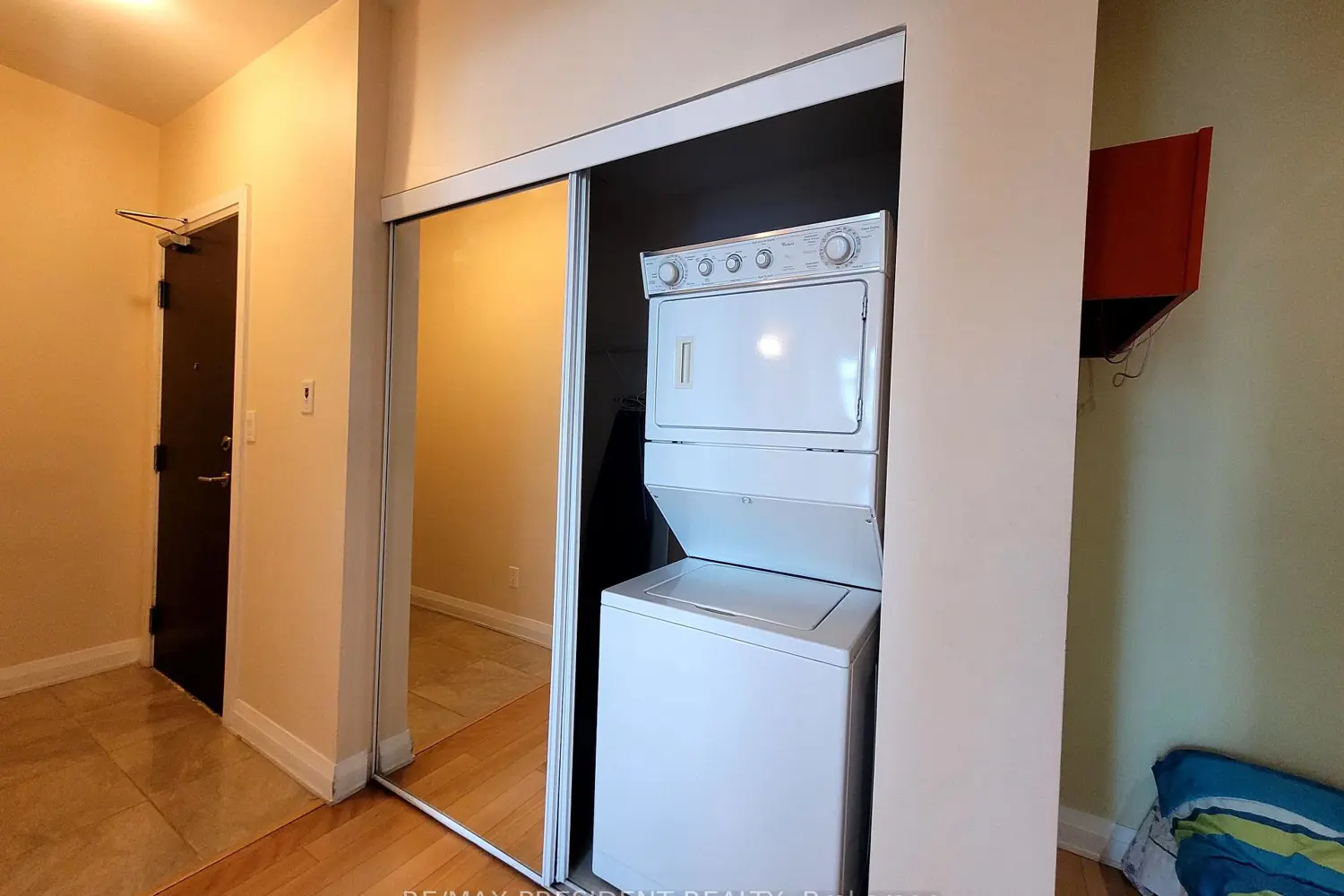 Additional image 4 of 3504 Hurontario Street 801
