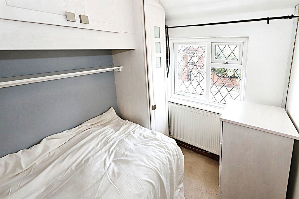 Additional image 5 of 4 bed detached house for saleRosemary Crescent, Goldthorn Park, Wolverhampton WV4