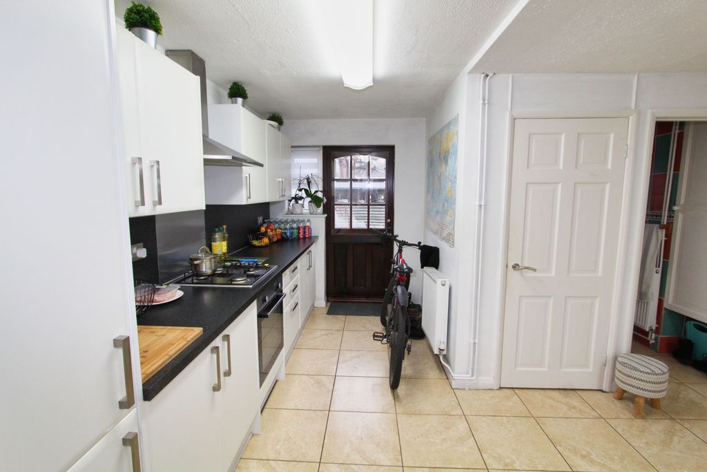 Additional image 7 of 1 bed semi-detached bungalow for saleBerryfield Road, Cottingham LE16