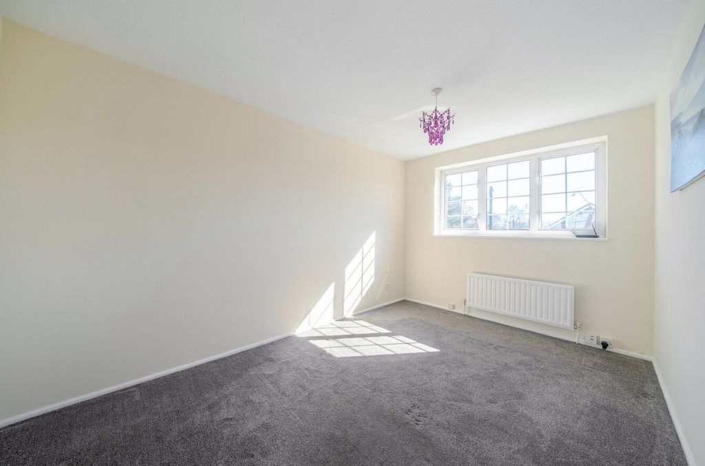 Additional image 12 of 3 bed semi-detached house for saleGoldcrest Gardens, Lordswood, Southampton, Hampshire SO16