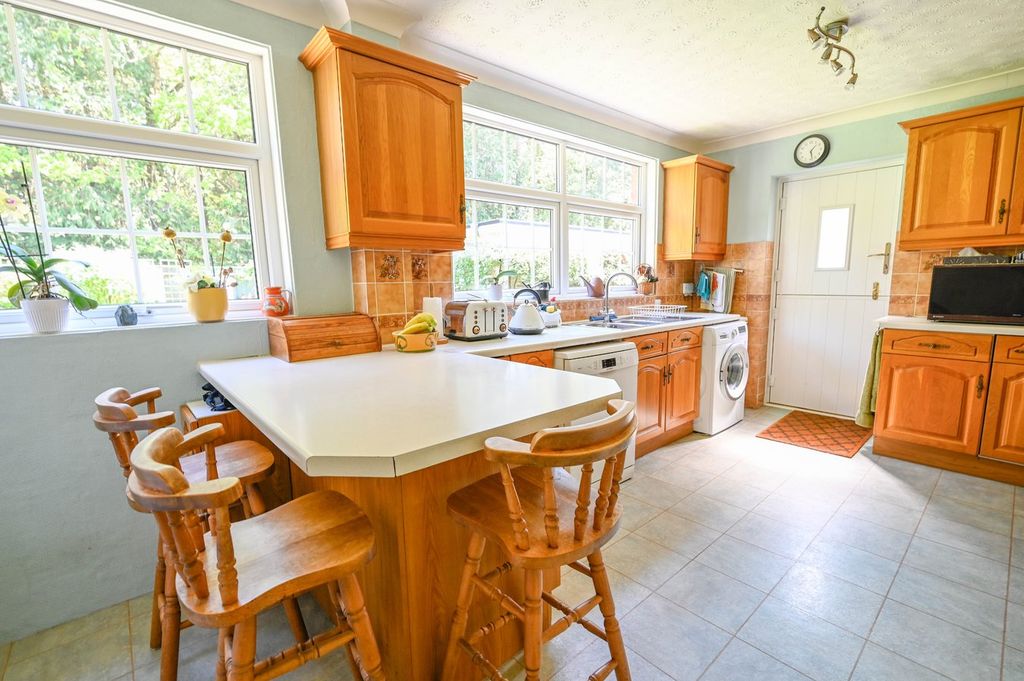 Additional image 5 of 4 bed detached house for saleCannon Hill Gardens, Wimborne BH21
