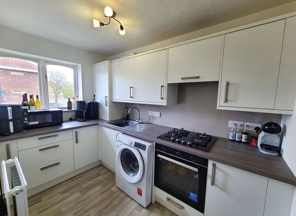Additional image 4 of 1 bed flat for saleTop Floor Flat, Brunel Road, Southampton SO15