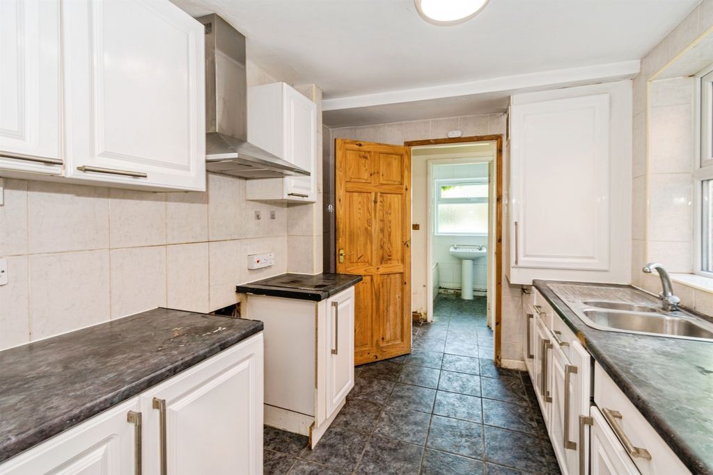 Additional image 9 of 3 bed terraced house for salePortswood Road, Southampton SO17