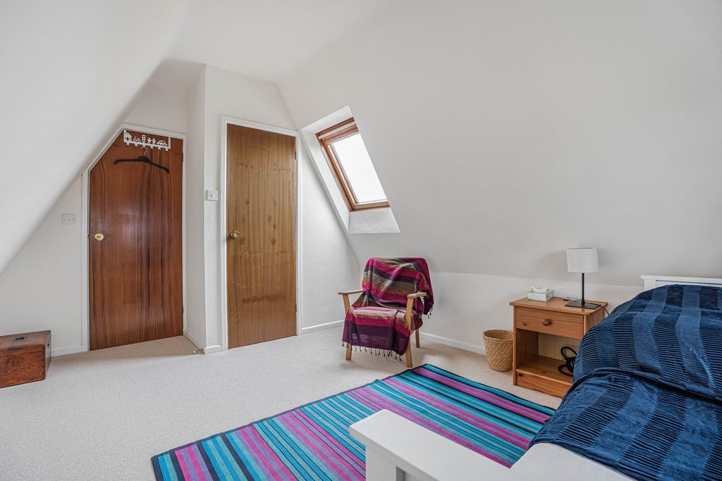 Additional image 14 of 4 bed detached house for saleShipton Road, Woodstock OX20