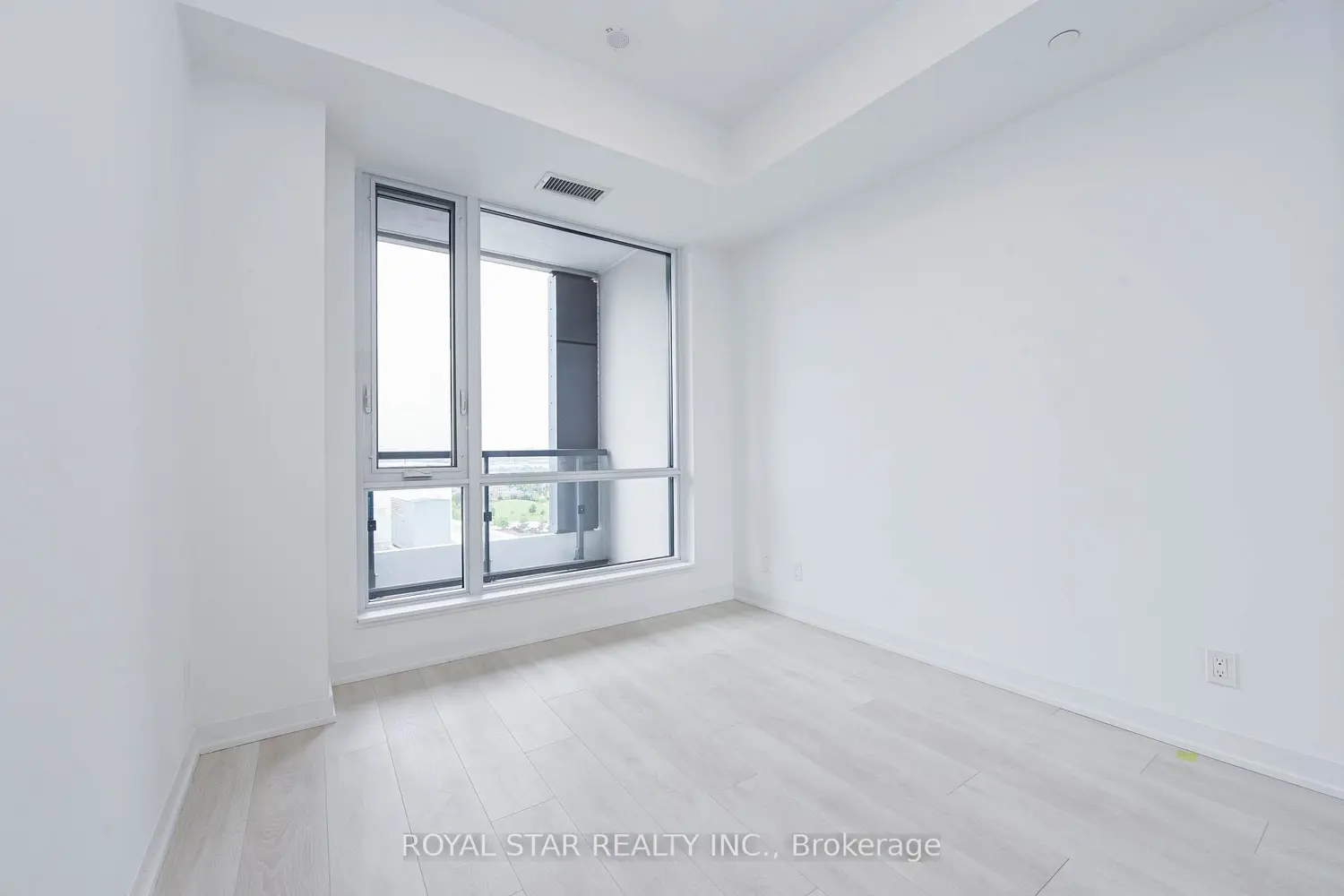Additional image 10 of 7950 Bathurst Street 1502
