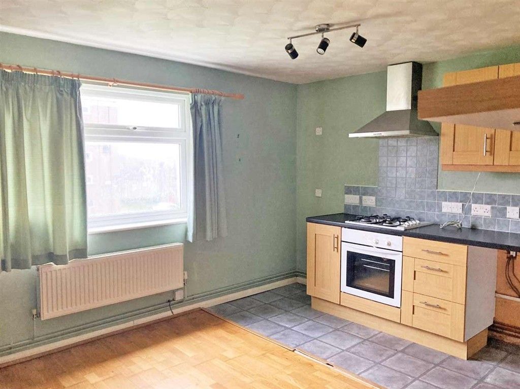 1 bed flat for saleMiddleton Close, Southampton SO18 photo 3