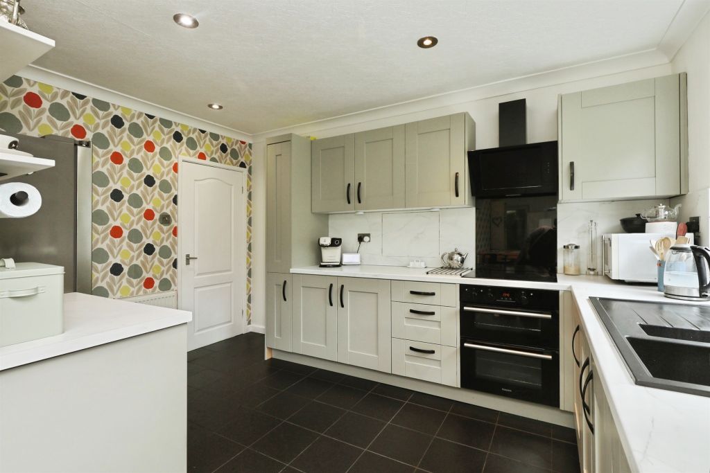 Additional image 3 of 4 bed detached house for saleHartland Road, Worksop S80