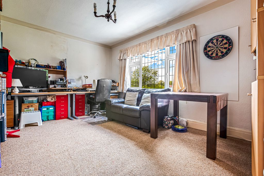 Additional image 15 of 6 bed detached house for sale5 Birches Road, Codsall WV8