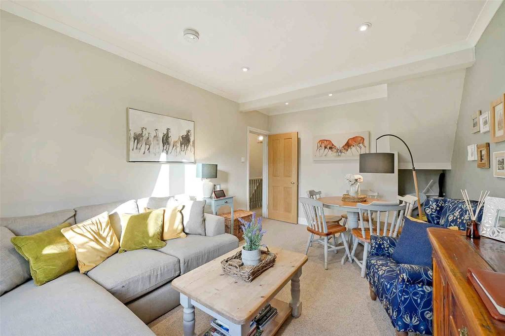 Additional image 4 of 3 bed maisonette for saleBexley Street, Windsor, Berkshire SL4