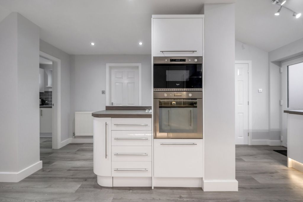 Additional image 3 of 3 bed semi-detached house for salePriory Road, Market Bosworth CV13