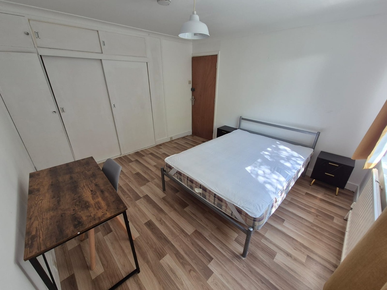 4 Bed Flat, Stretten Avenue, CB4, N1 7GU photo 5