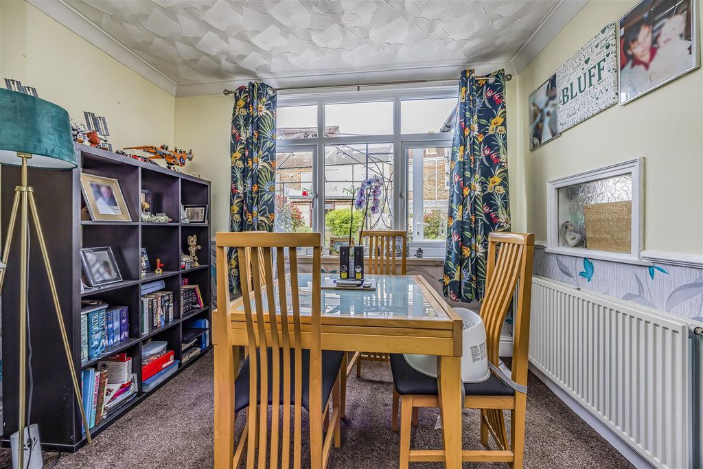 Additional image 9 of 3 bed semi-detached house for saleChesterfield Road, Baffins, Portsmouth PO3