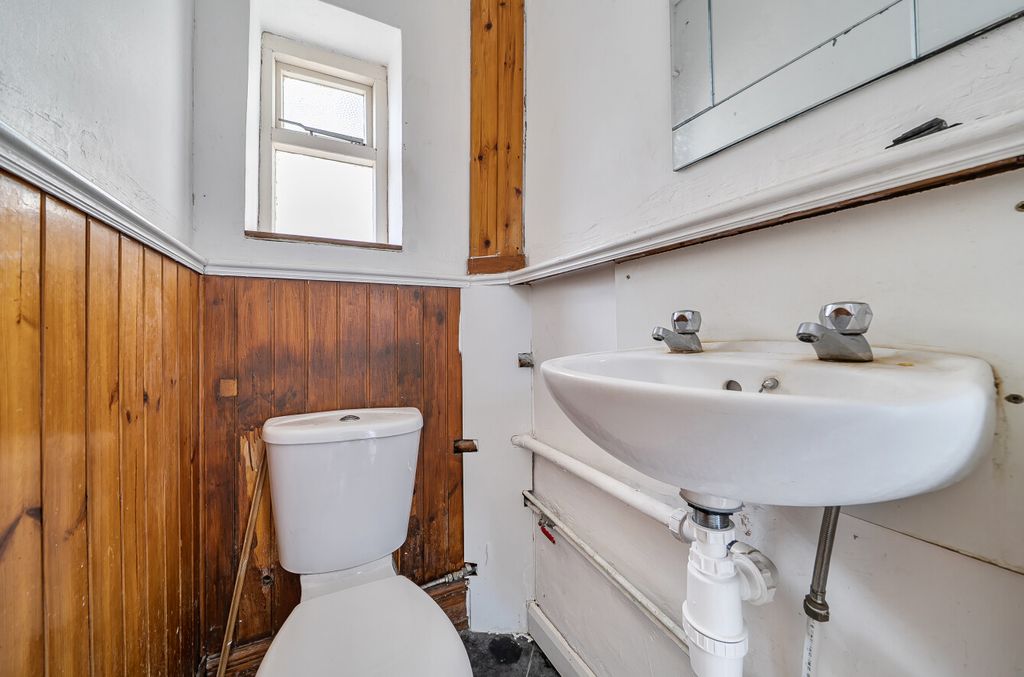 Additional image 15 of 4 bed end terrace house for saleSt. Edwards Road, Southsea PO5