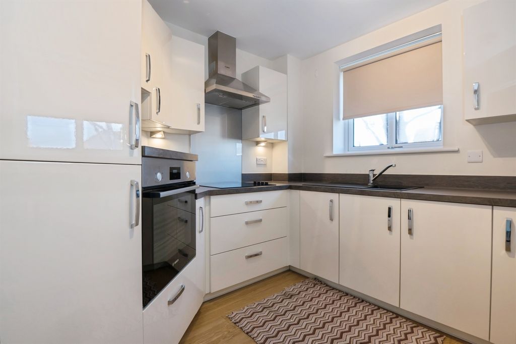 Additional image 4 of 1 bed flat for saleHampton Close, Southampton SO15