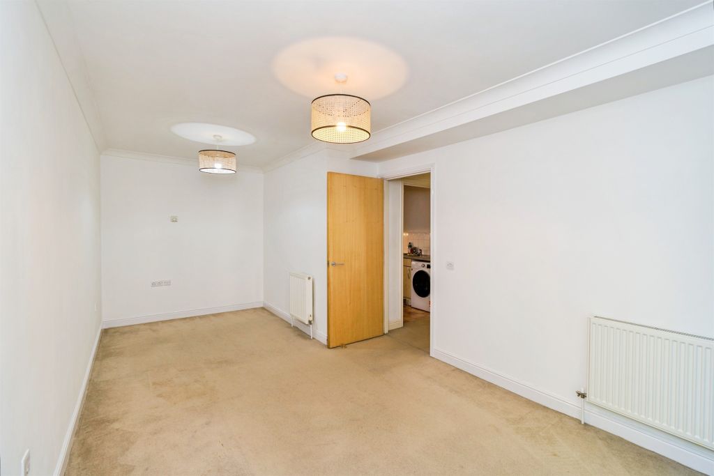 Additional image 13 of 2 bed flat for saleMillbrook Road East, Southampton SO15